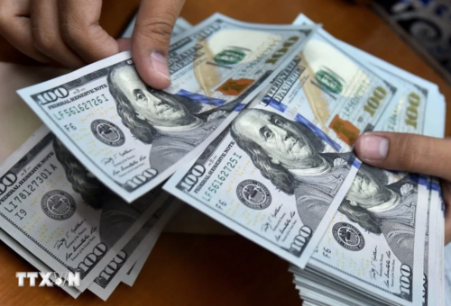 Đồng USD chao đảo giữa áp lực địa chính trị và kỳ vọng lãi suất hạ