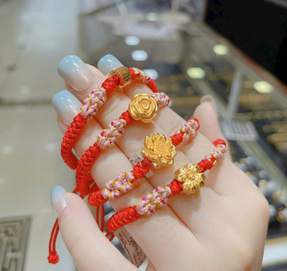 Vàng Trao Tay – Tình Cảm Đong Đầy