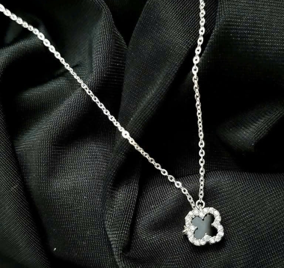 Dây Chuyền Liền Mặt Bạc KNJ006