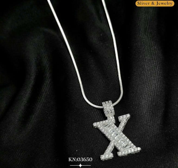 Mặt Dây Chuyền Bạc KNJ010