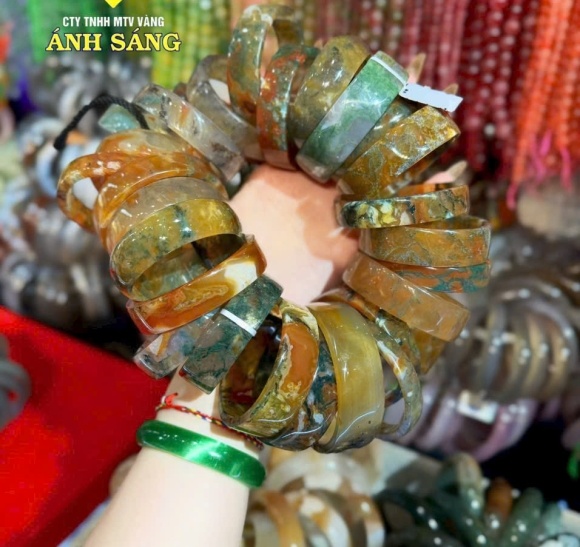 VÒNG BẢN ĐÁ PHONG THỦY 001